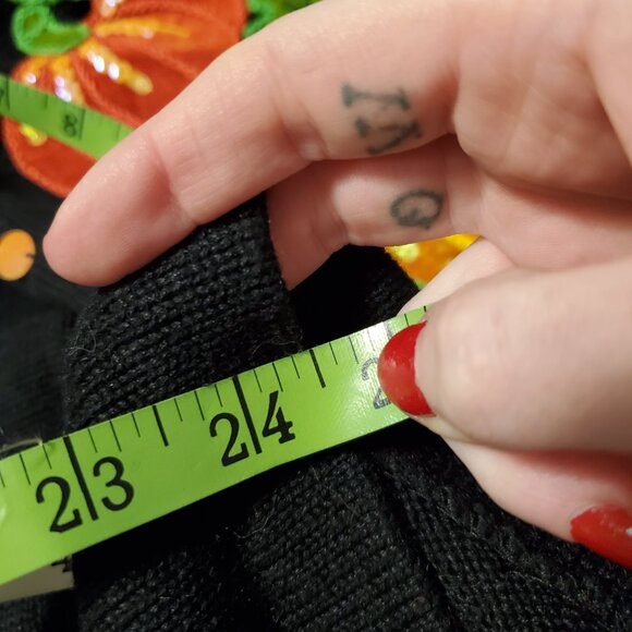 Vintage 90s Festive Pumpkin Embroidered 3/4 Sleeve Cardigan Sweater Halloween - Picture 2 of 12